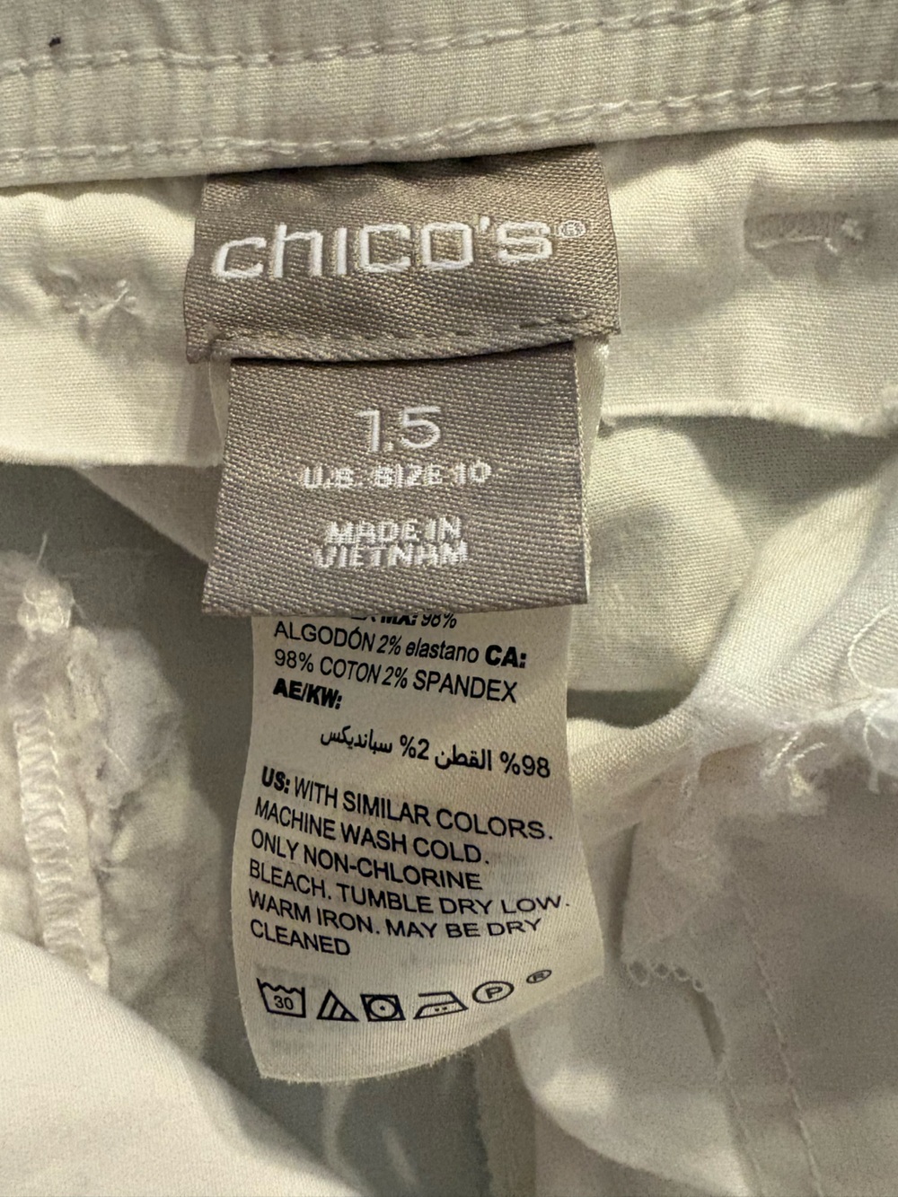 Chico's White Women's Crop Pants size 10 Waist 17 inseam 12 - Picture 3 of 3